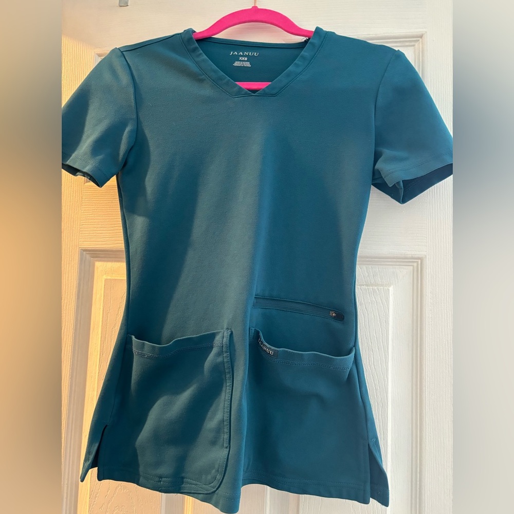 Jaanuu Caribbean blue XXS top